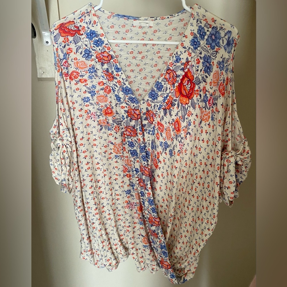 Maurices Size 3 Open-Shoulder Floral Top